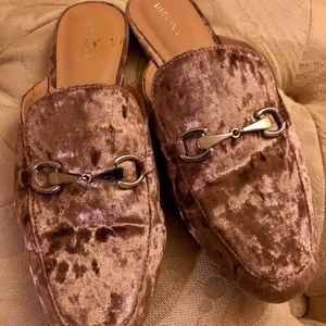 Pretty Velvet Blush Merona Flats, Size 8